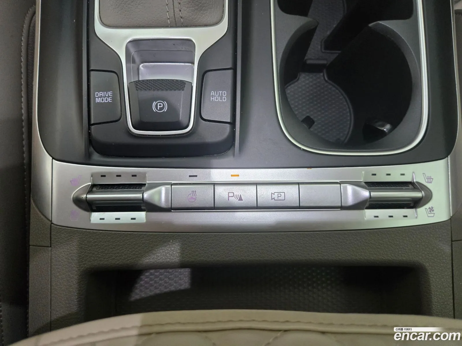 Kia Carnival 2021 — 20