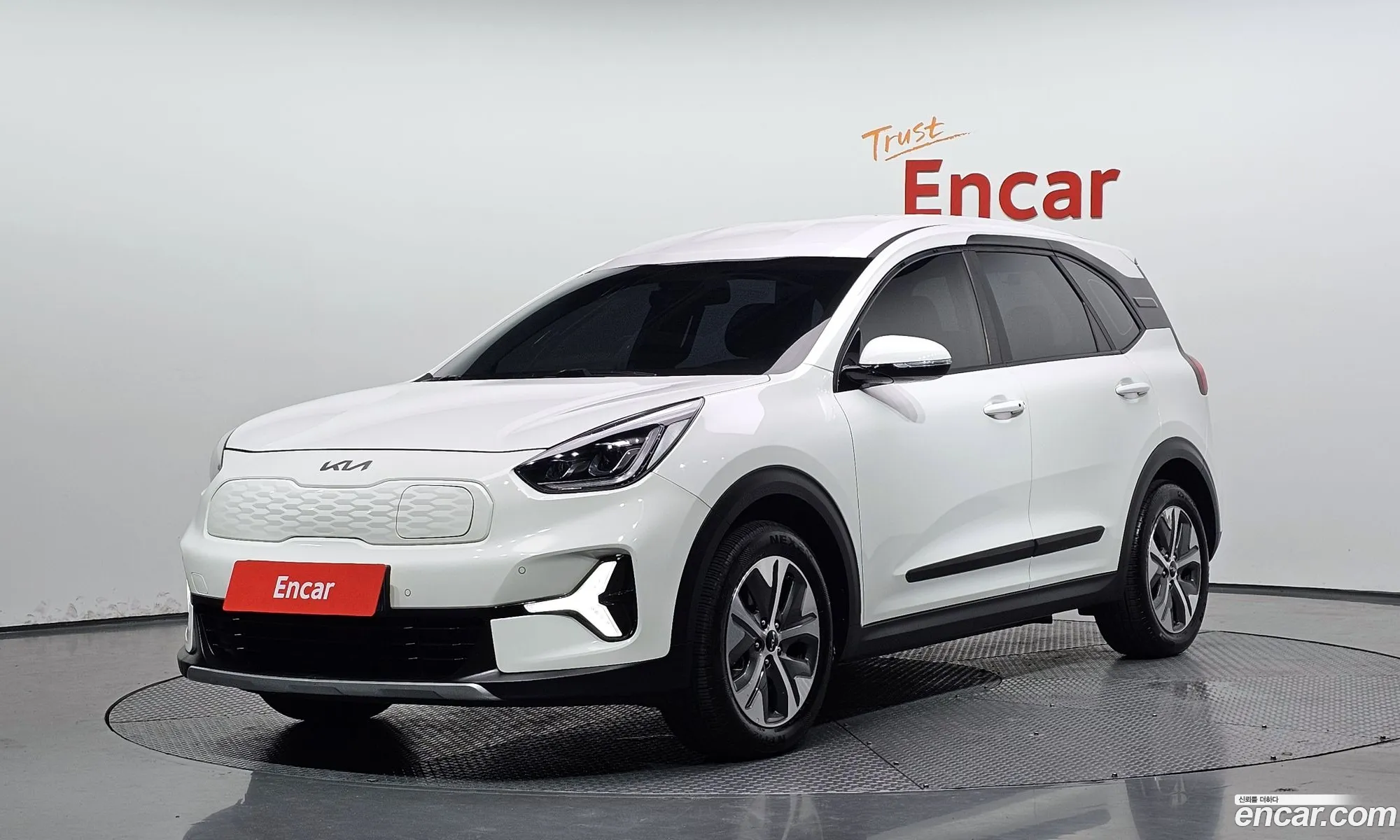 Kia Niro Plus 2022 — 4
