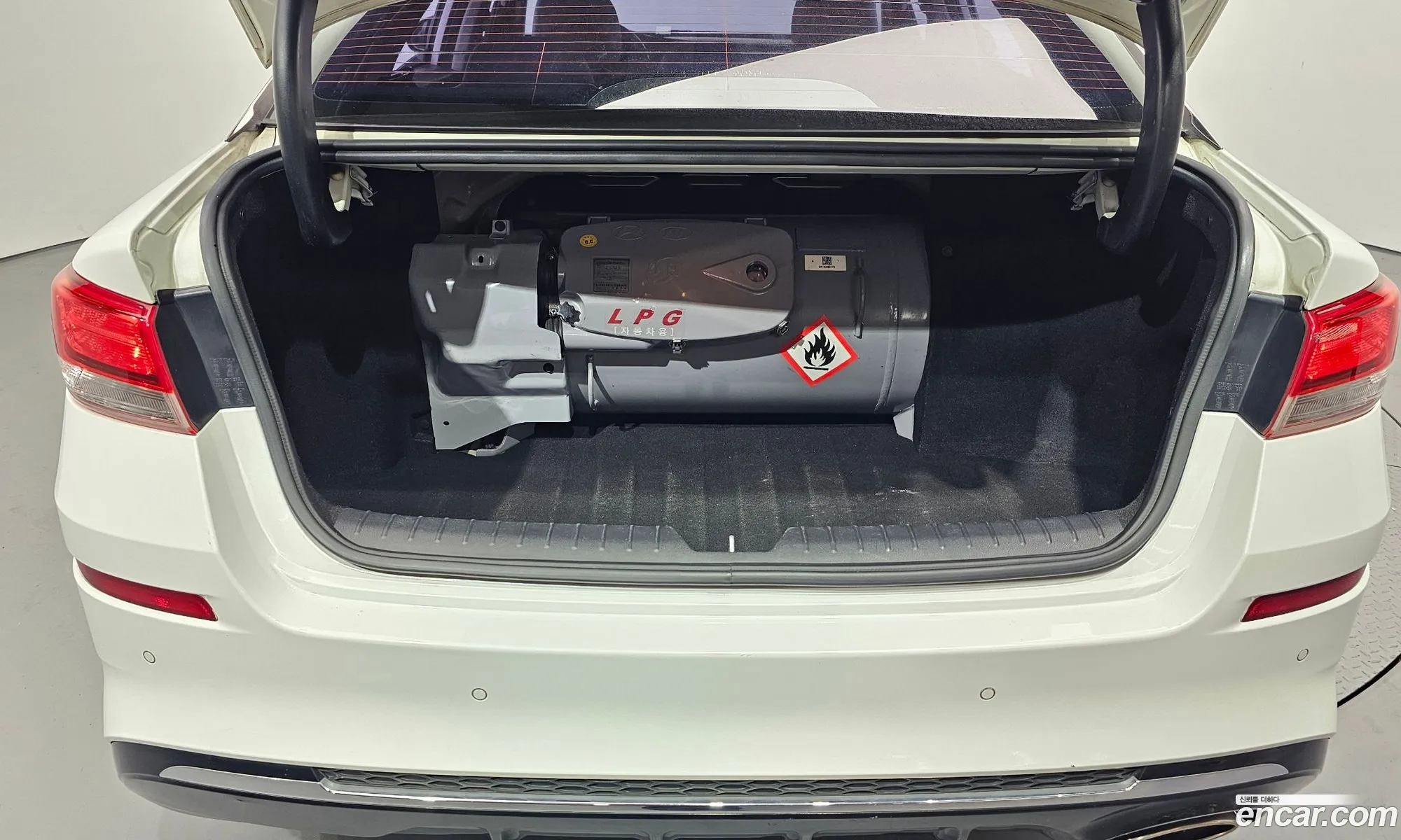 Kia K5 2018 KNAGS416BKA263776 — 13