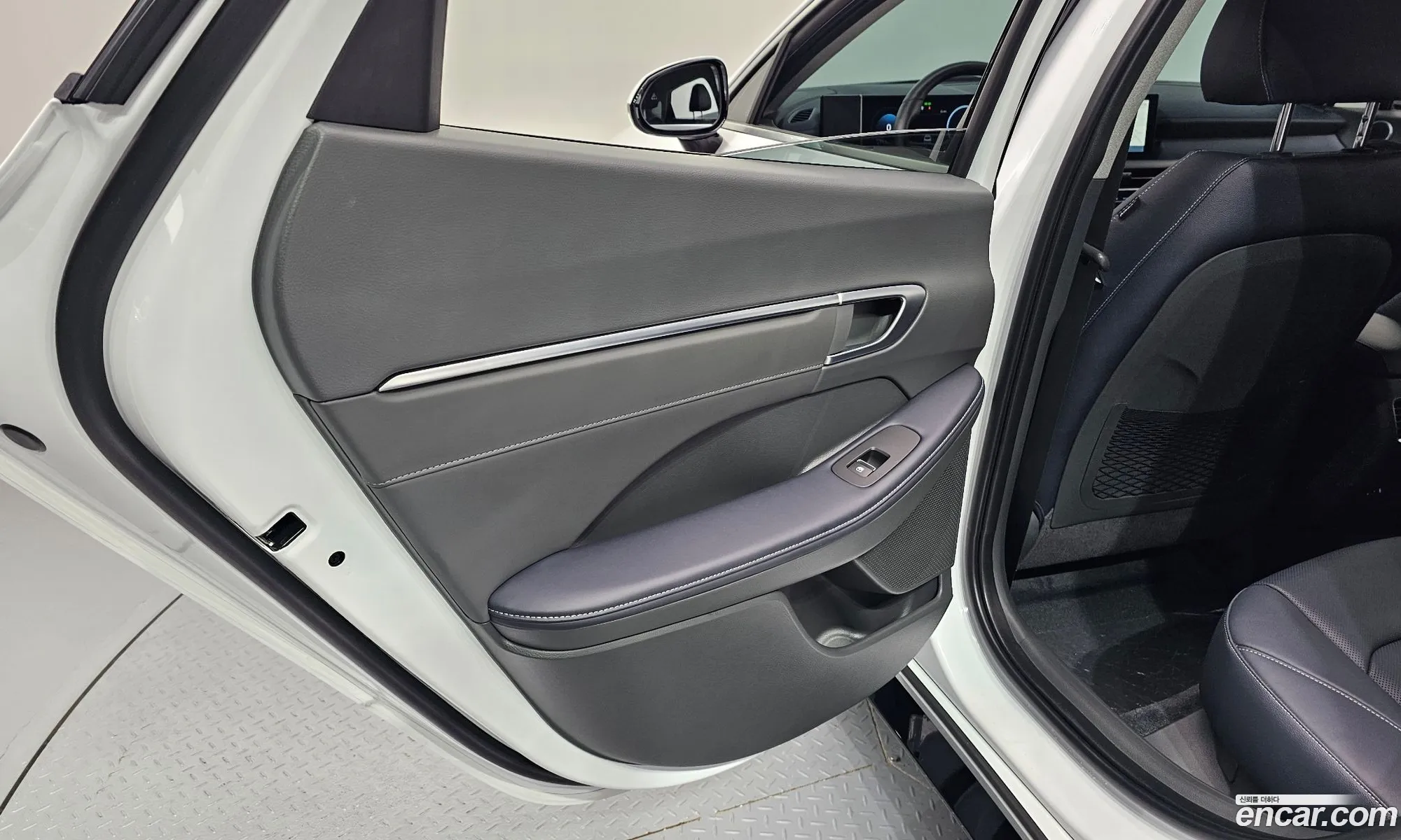 Hyundai Sonata the Edge 2023 — 11
