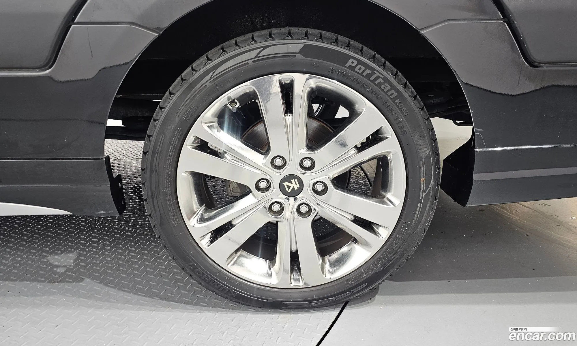 Hyundai Solati 2020 KMJUG17RPLC003131 — 15