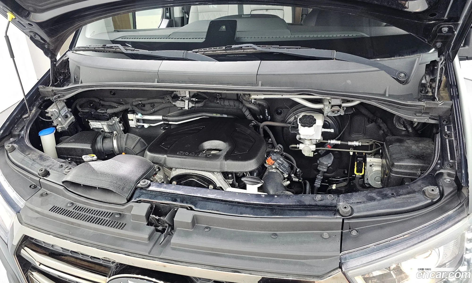 Hyundai Solati 2020 KMJUG17RPLC003131 — 10