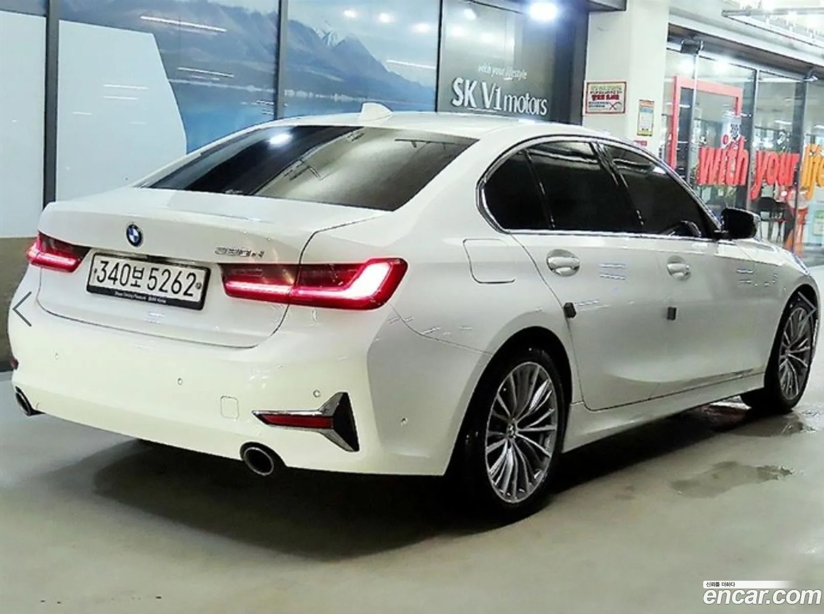 BMW 3 Series 2019 — 16