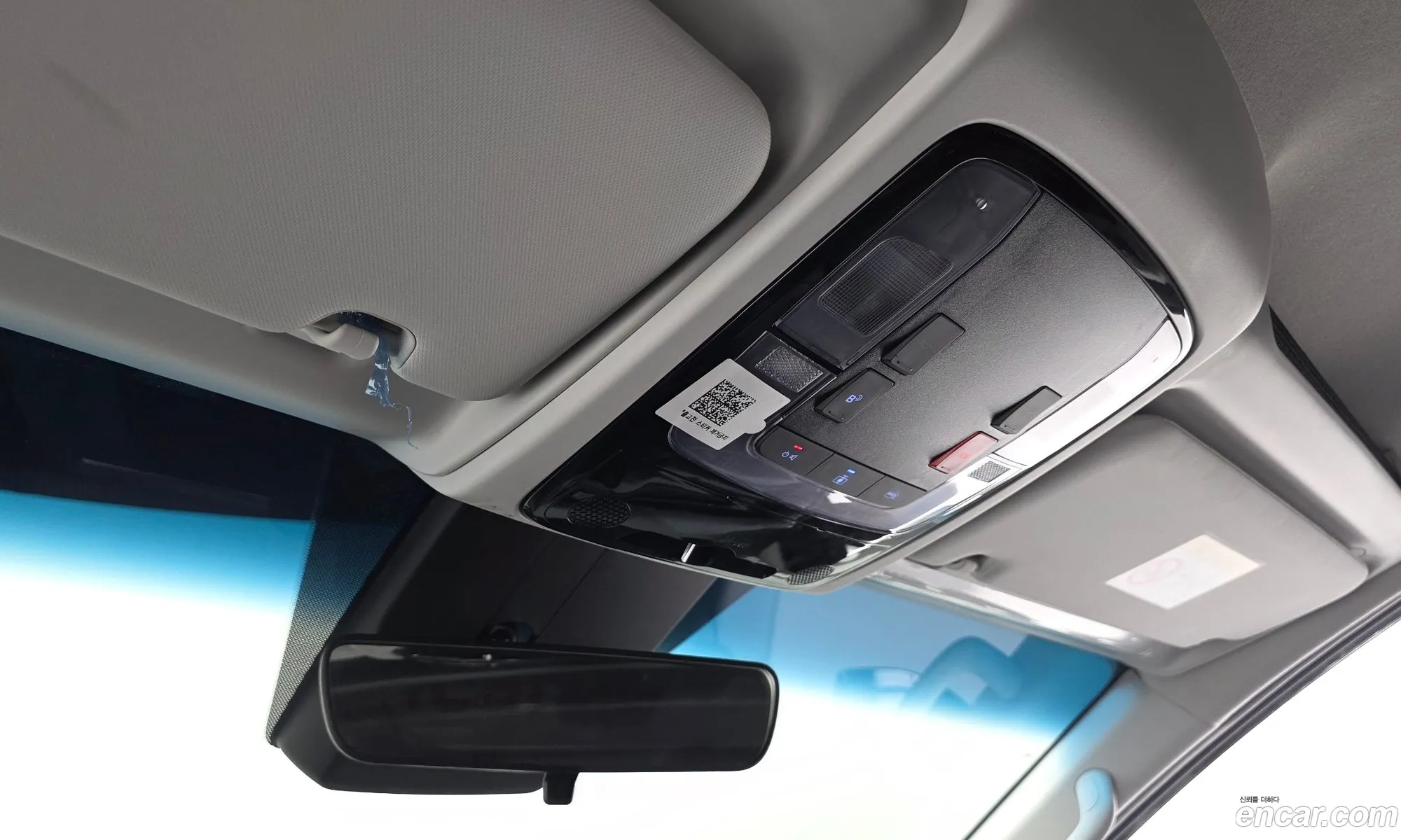 Hyundai Staria 2025 KMFYDX71BSC226355 — 2