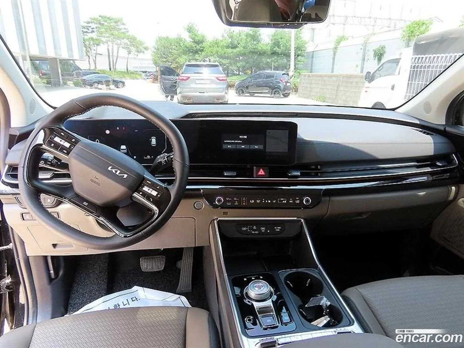Kia Carnival 2025 — 4