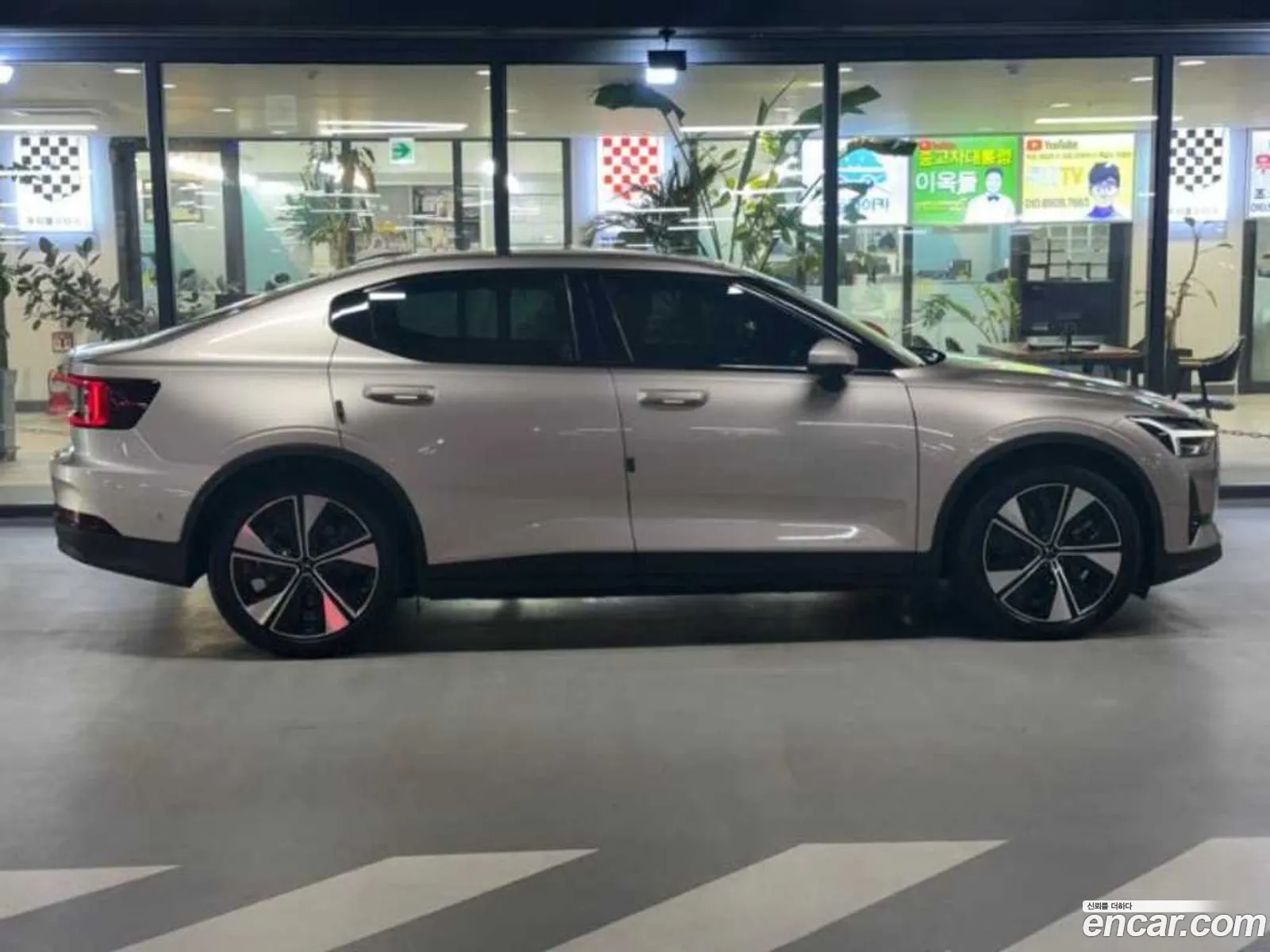Polestar Polestar 2 2022 — 8