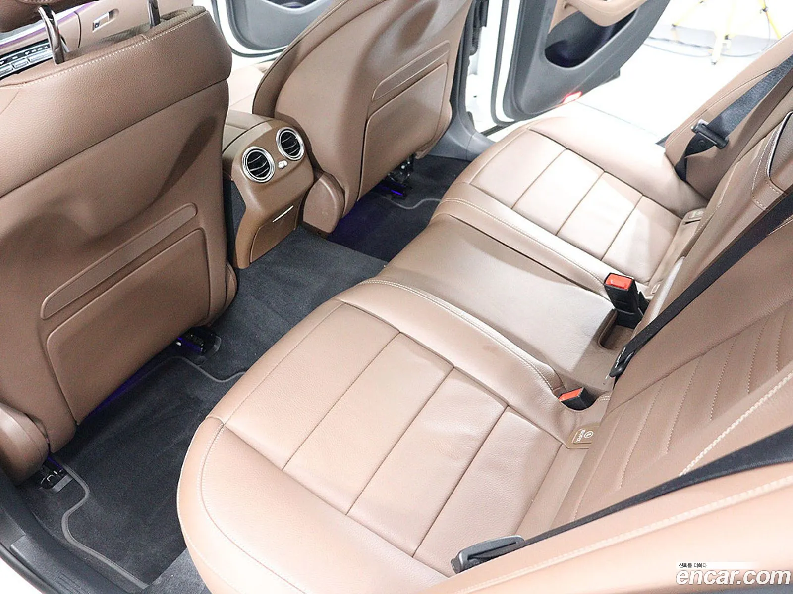 Mercedes-Benz E-Class W213 2021 — 20