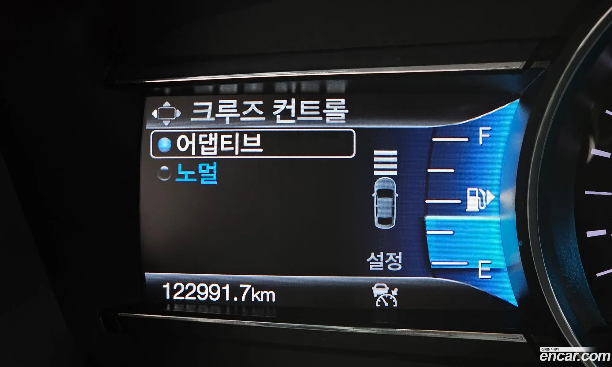 Ford Explorer 2018 1FM5K8FH1JGB23063 — 15