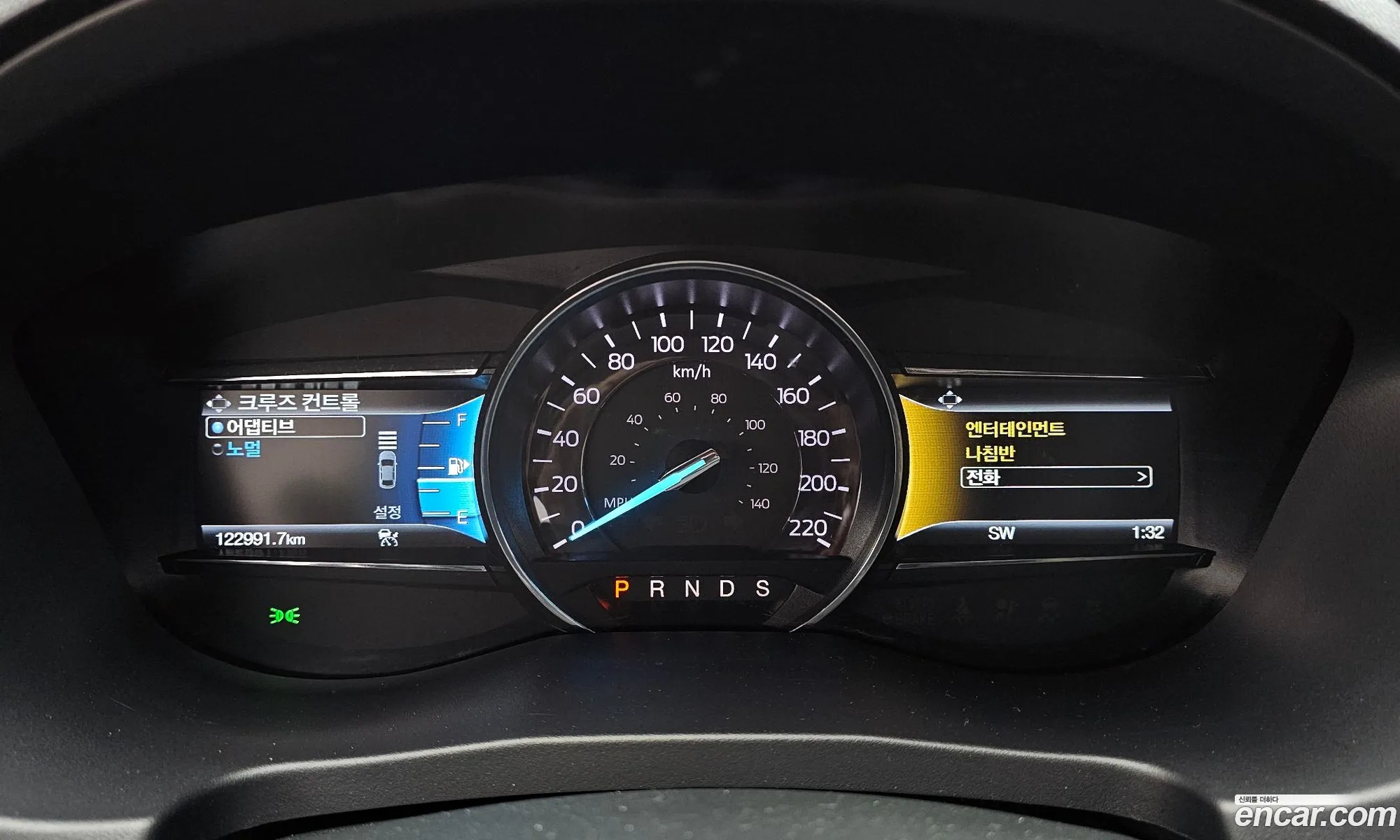 Ford Explorer 2018 1FM5K8FH1JGB23063 — 21