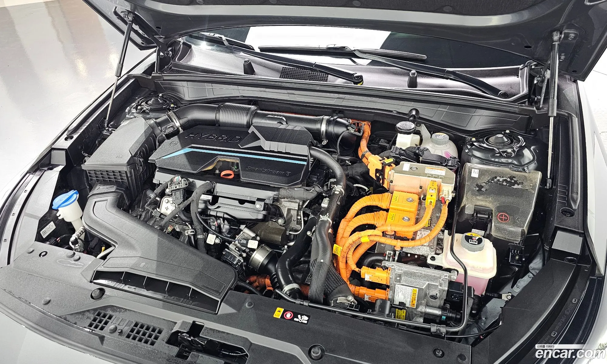 Kia K8 Hybrid 2022 — 31