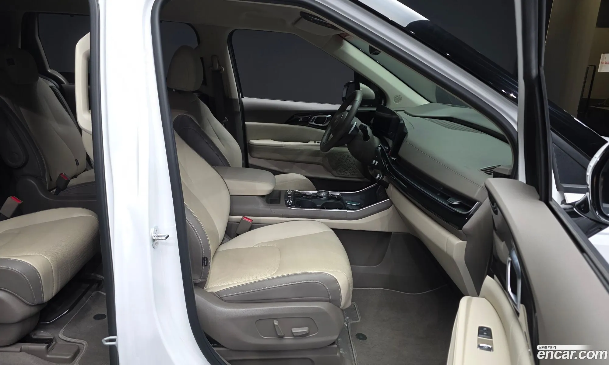 Kia Carnival 2024 — 5
