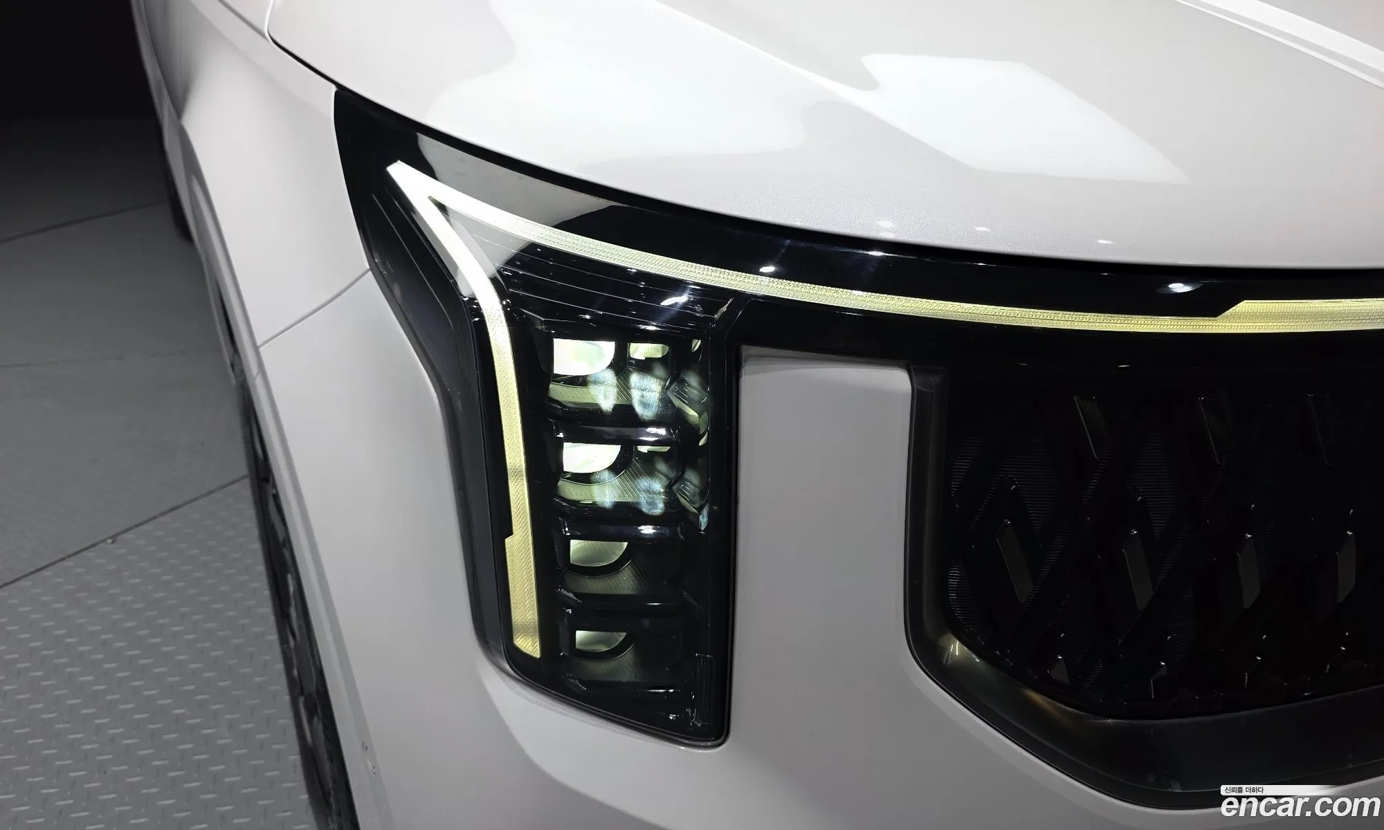 Kia Carnival 2024 — 3