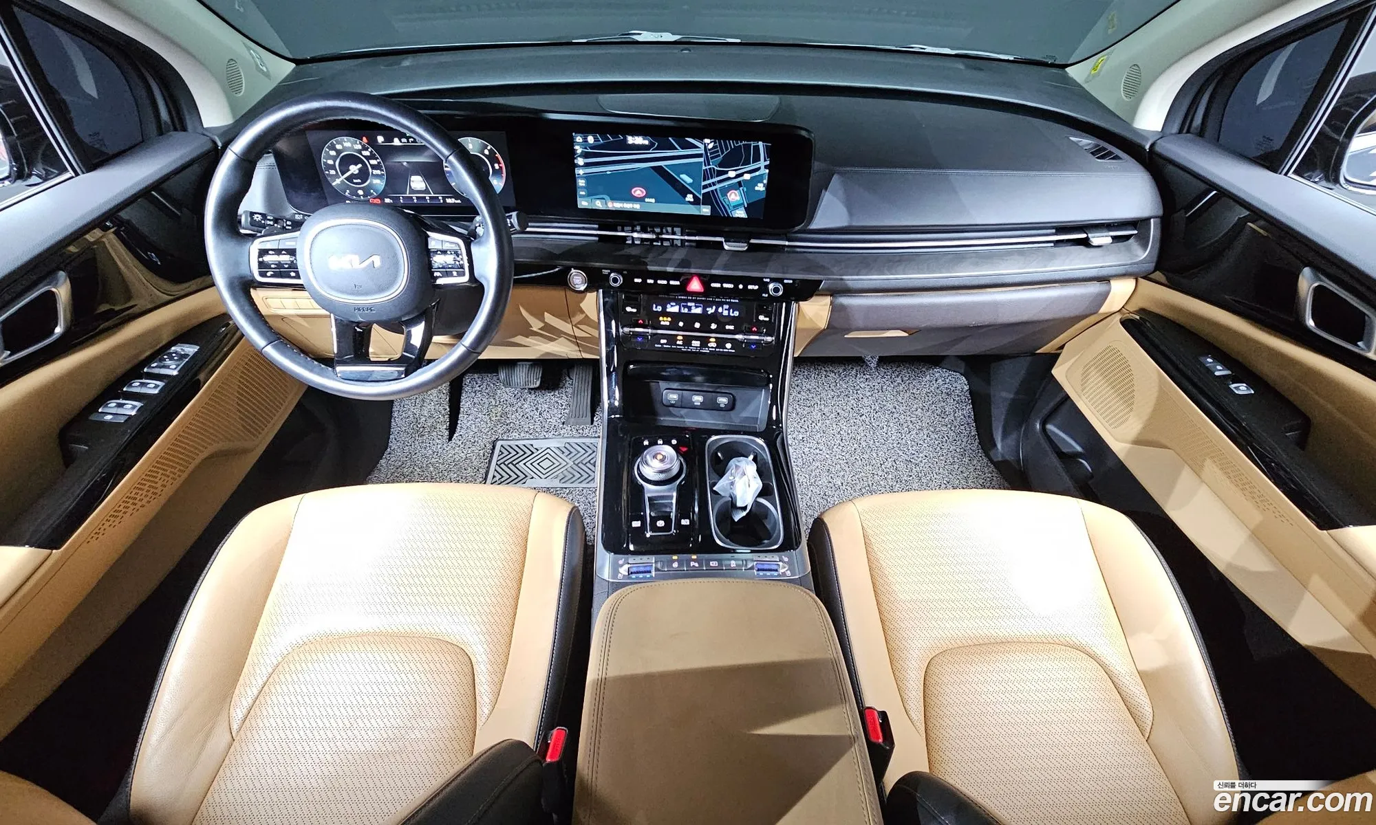 Kia Carnival 2021 KNANC81BBNS152504 — 2