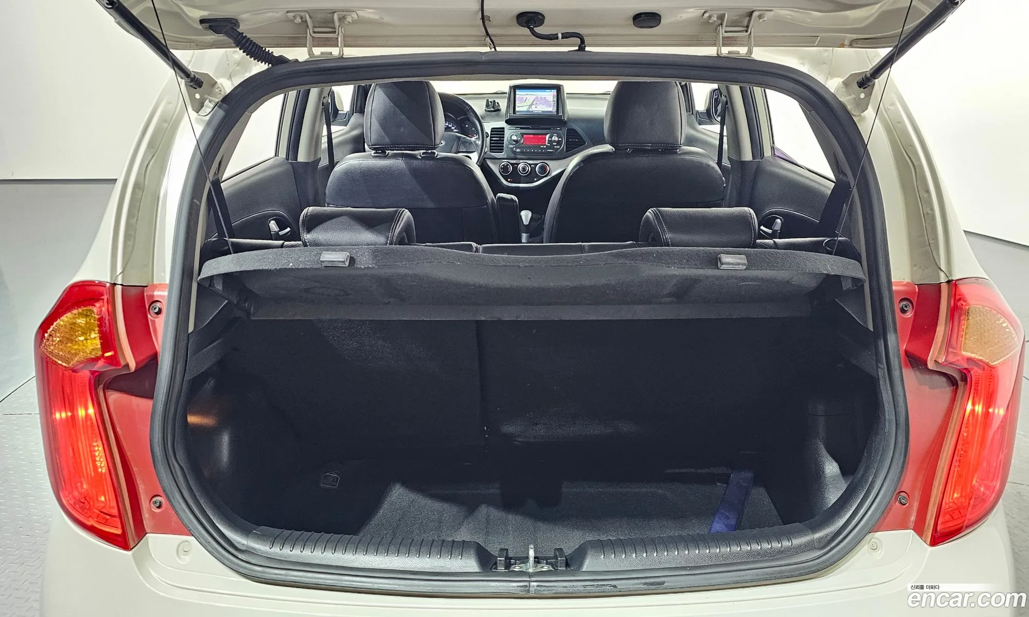 Kia Morning 2012 — 16