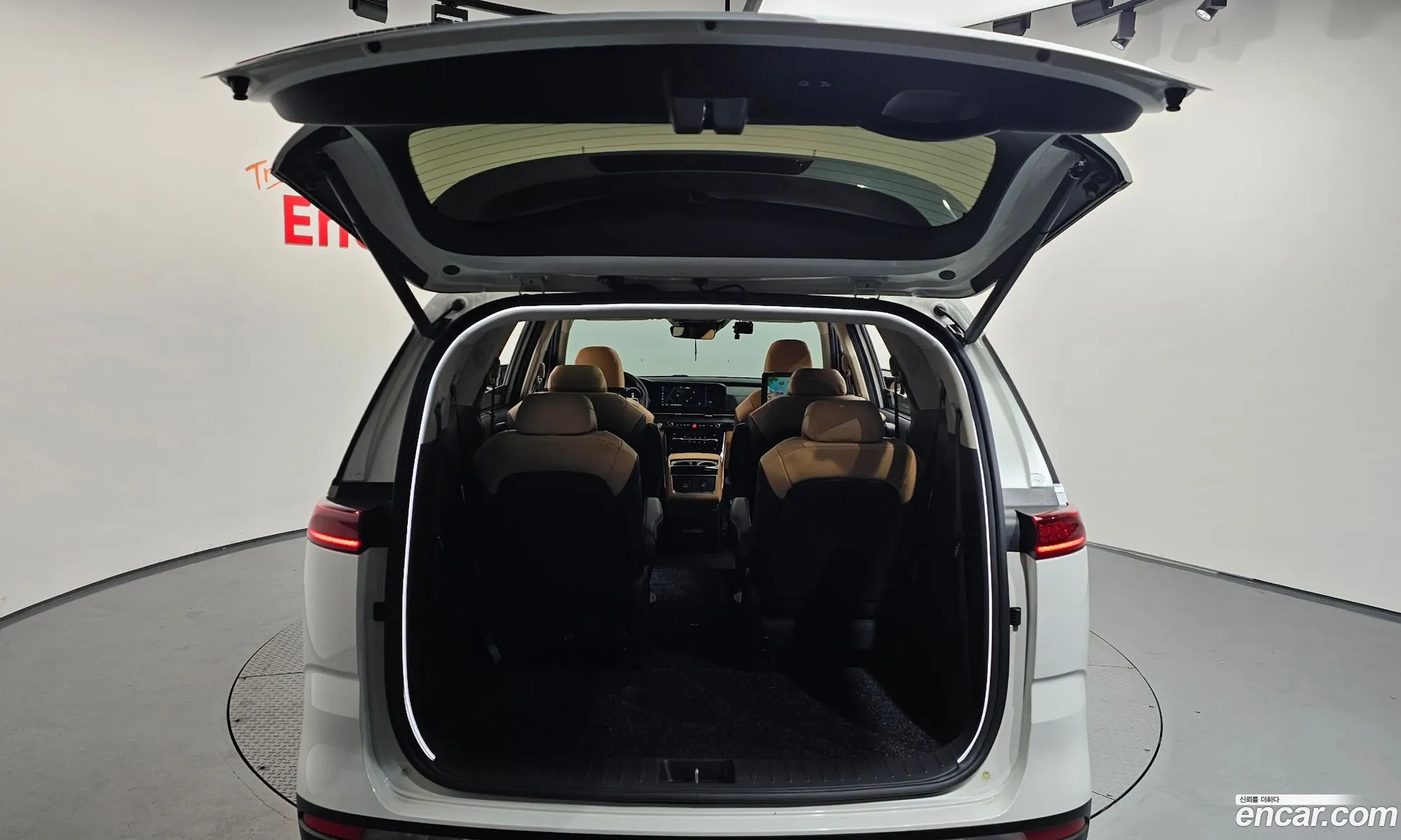 Kia Carnival 2020 KNANE81BBMS003500 — 20
