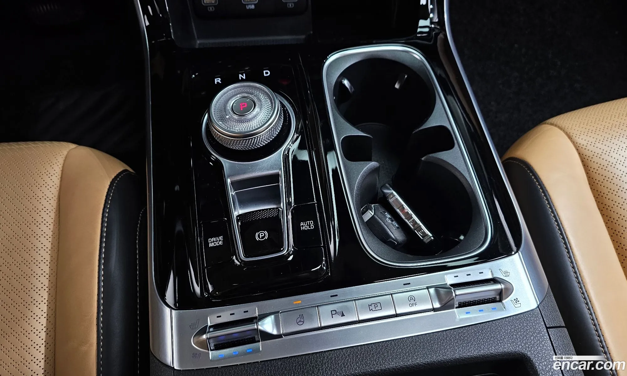 Kia Carnival 2020 KNANE81BBMS003500 — 40