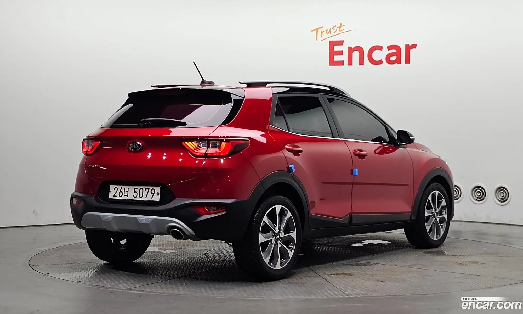 Kia Stonic 2018 KNAD6814BJS158309 — 19