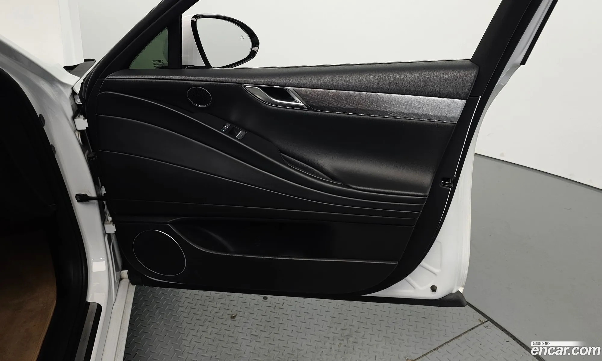 Genesis G80 2022 — 29