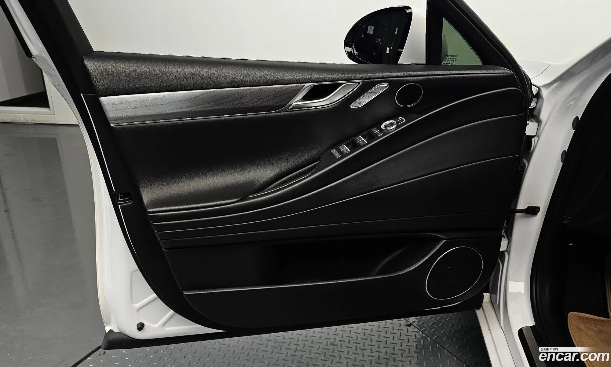 Genesis G80 2022 — 3