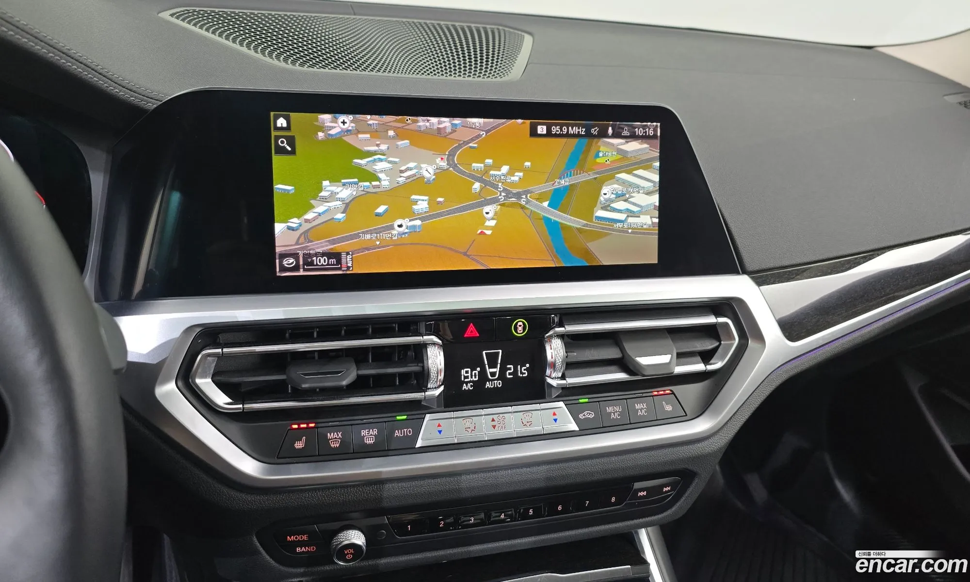 BMW 3 Series 2022 — 25