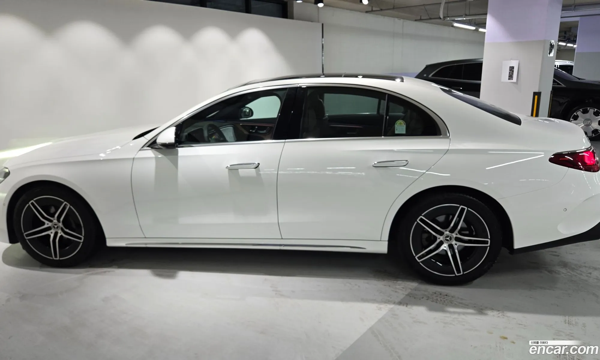 Mercedes-Benz E-Class W214 2025 — 7