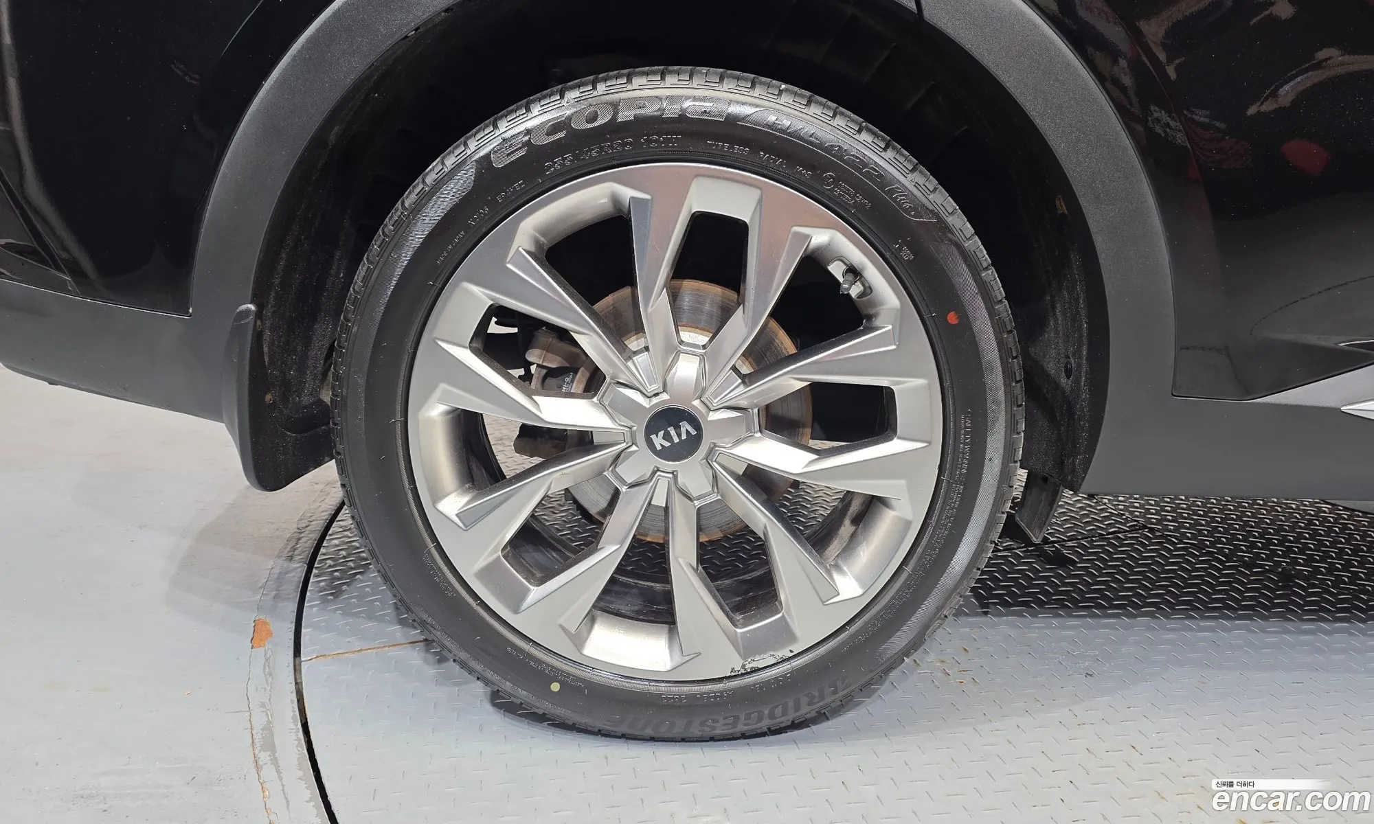 Kia Sorento 2020 KNARJ81BGMA034591 — 16