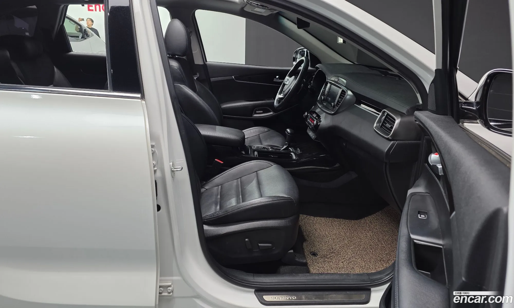 Kia Sorento 2018 KNAPK81BDKA488952 — 8