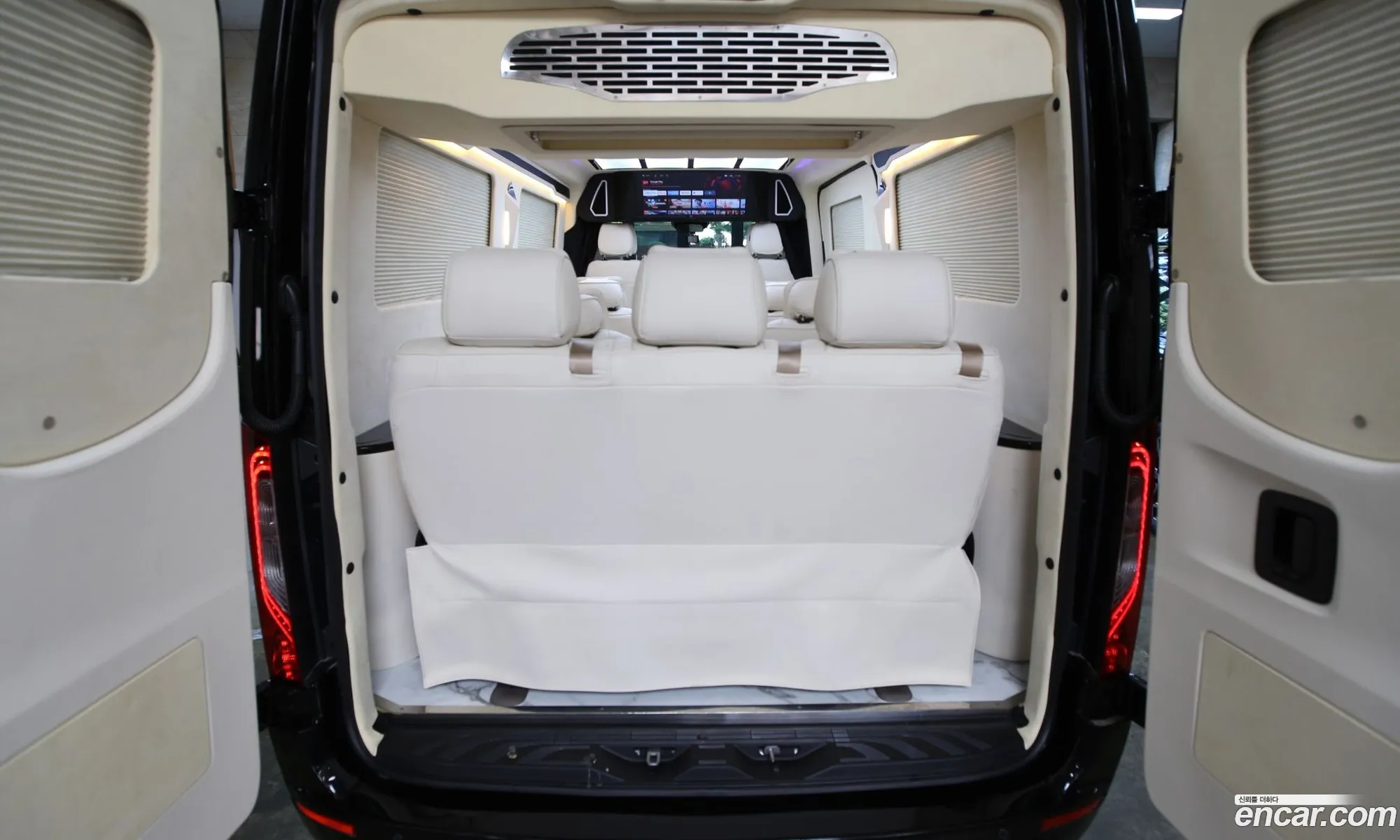 Mercedes-Benz Sprinter 2020 — 15
