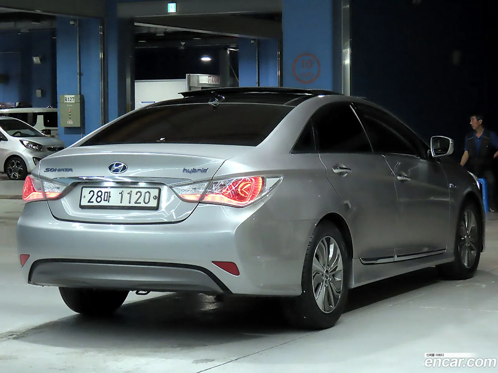 Hyundai Sonata Hybrid 2013 — 5