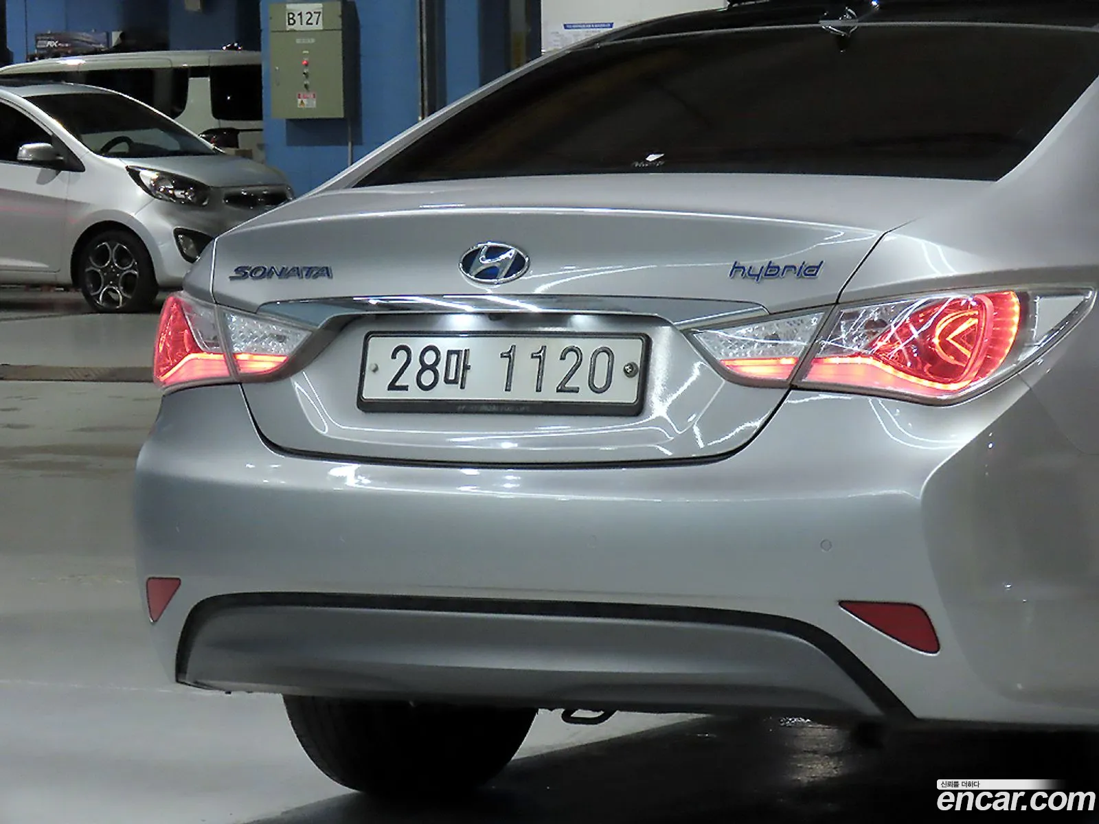 Hyundai Sonata Hybrid 2013 — 12