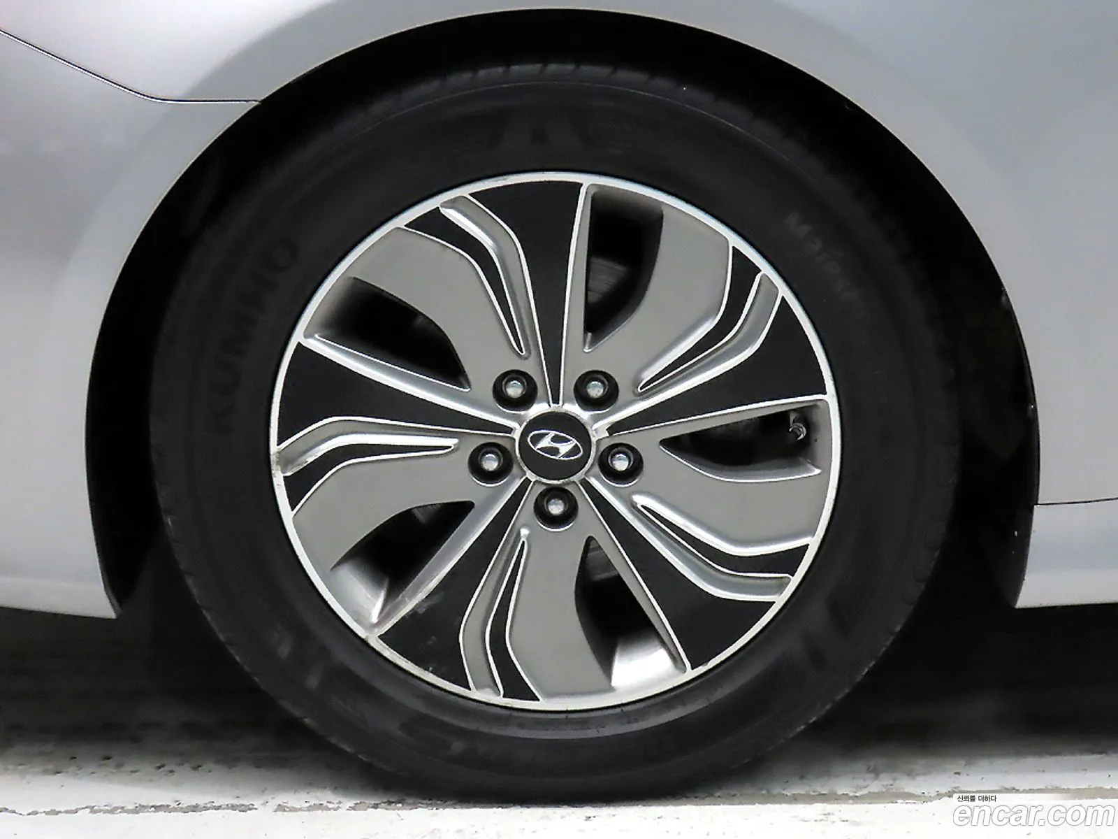Hyundai Sonata Hybrid 2013 — 15
