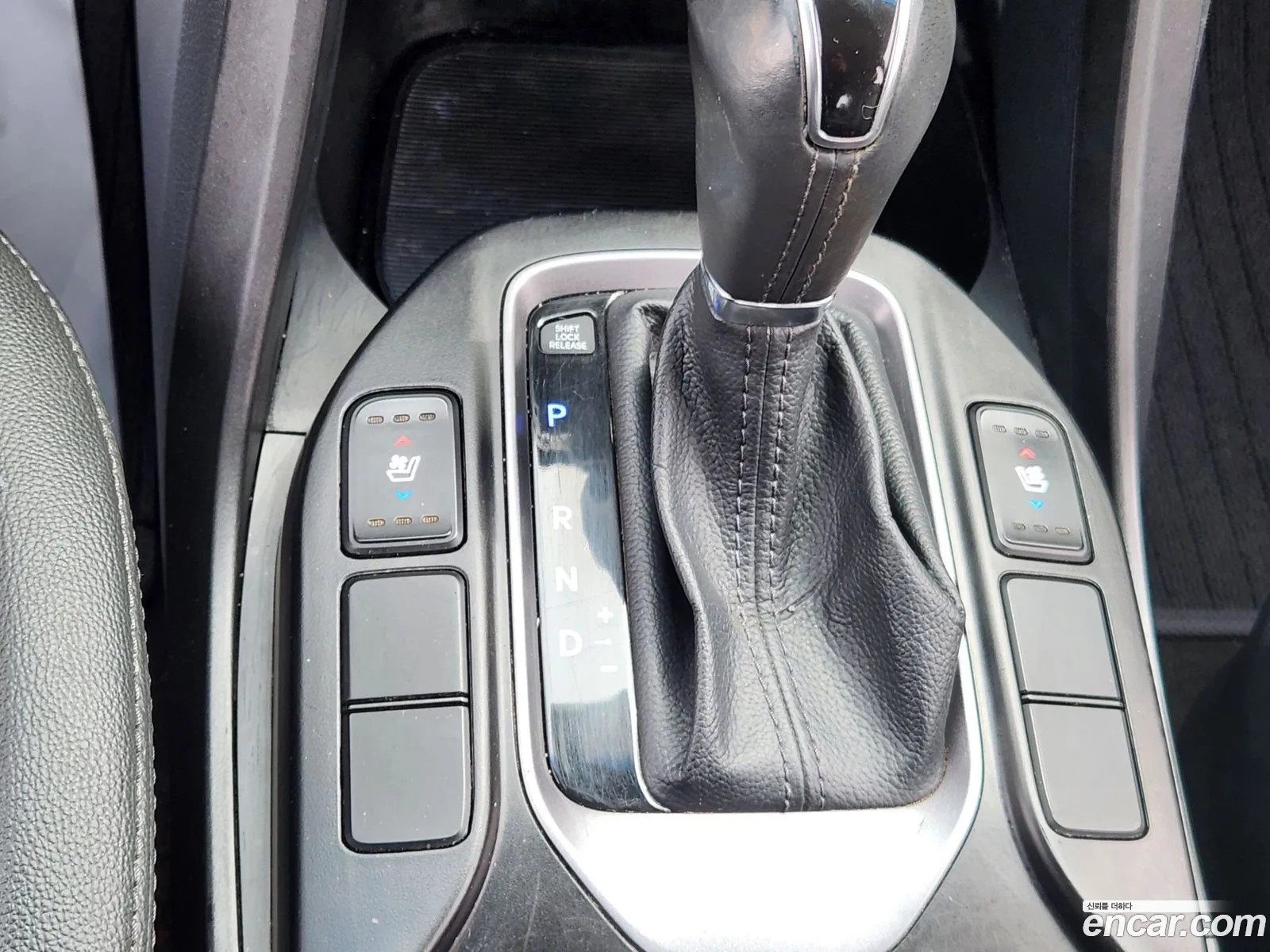 Hyundai Santa Fe DM 2014 — 19