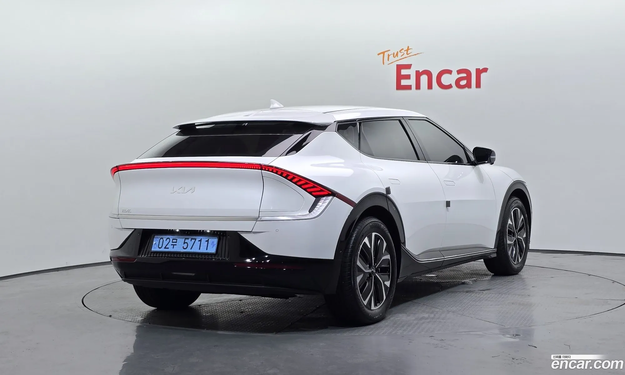 Kia EV6 2023 — 4