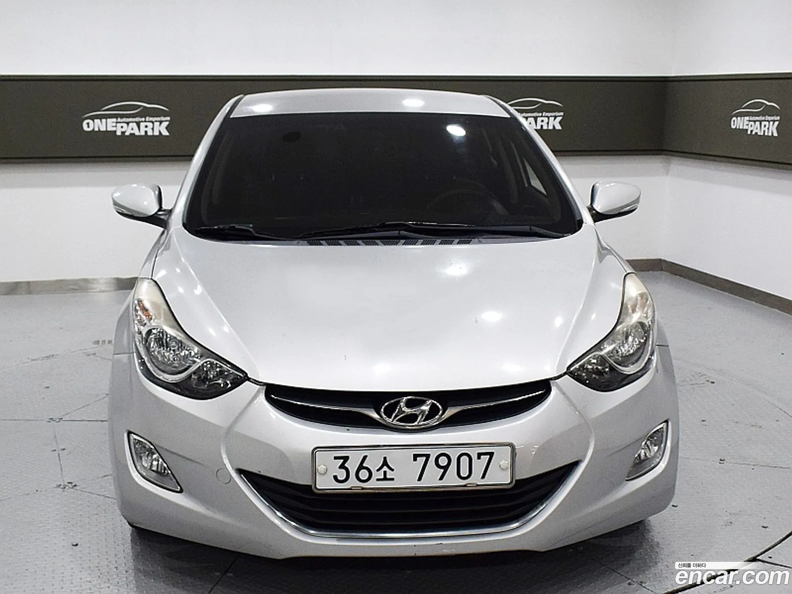 Hyundai Elantra MD 2010 — 15