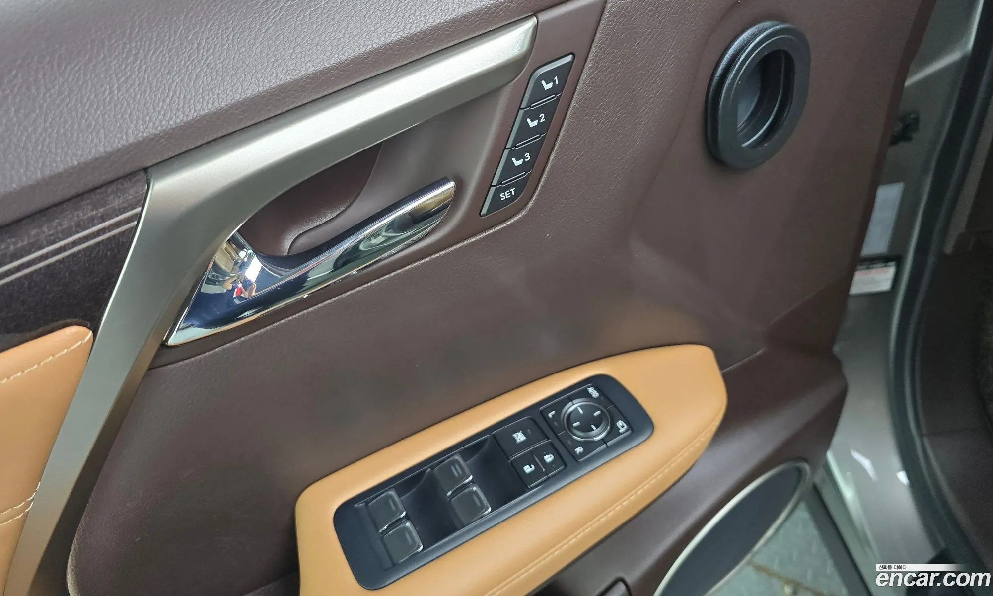 Lexus RX450h 2018 — 33