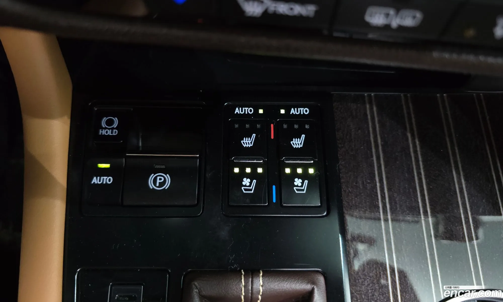 Lexus RX450h 2018 — 26