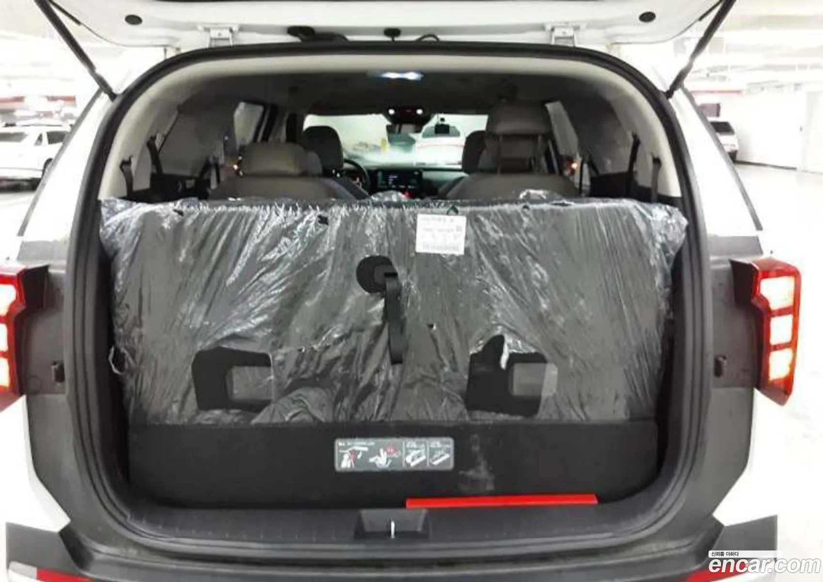 Kia Carnival 2024 — 4