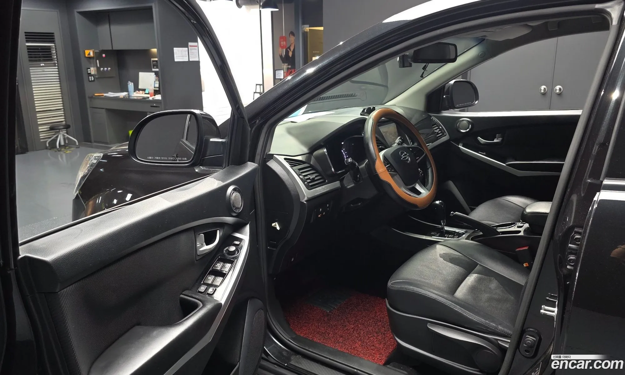 KG Mobility (SsangYong) Style Korando C