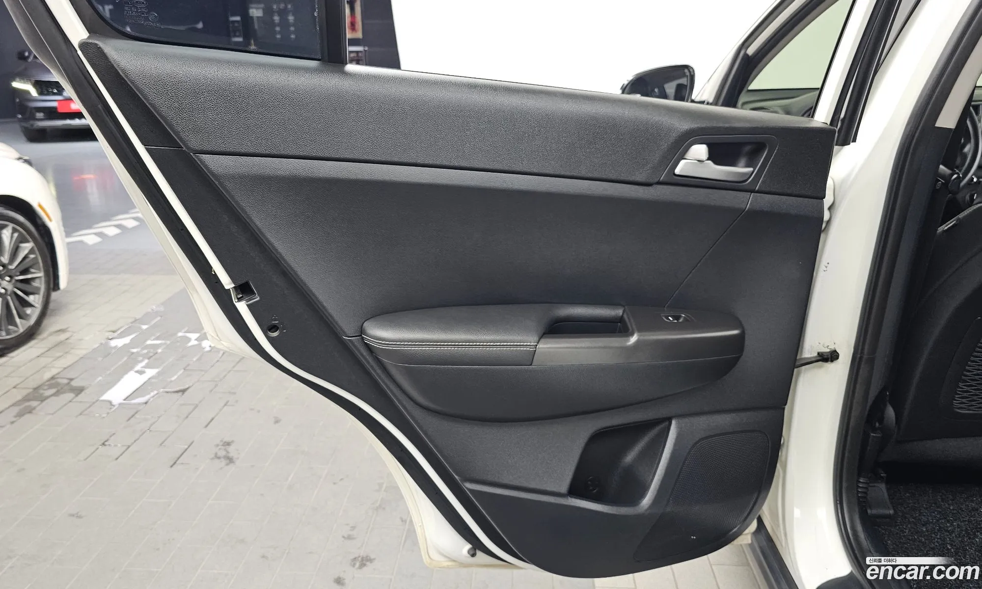 Kia Sportage 2016 — 12