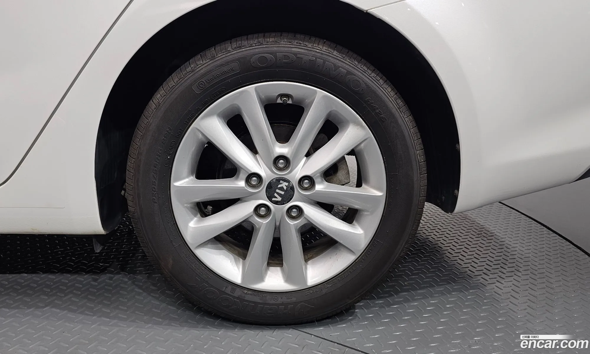 Kia K3 2016 KNAFK412BHA691876 — 23