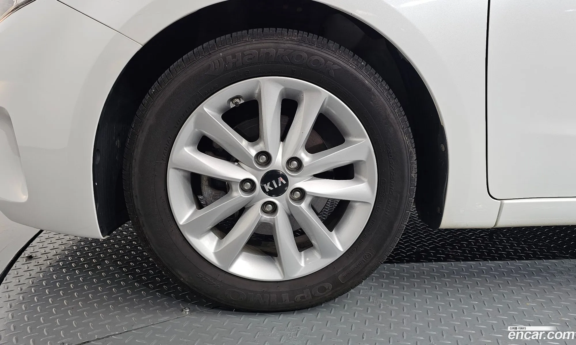 Kia K3 2016 KNAFK412BHA691876 — 21