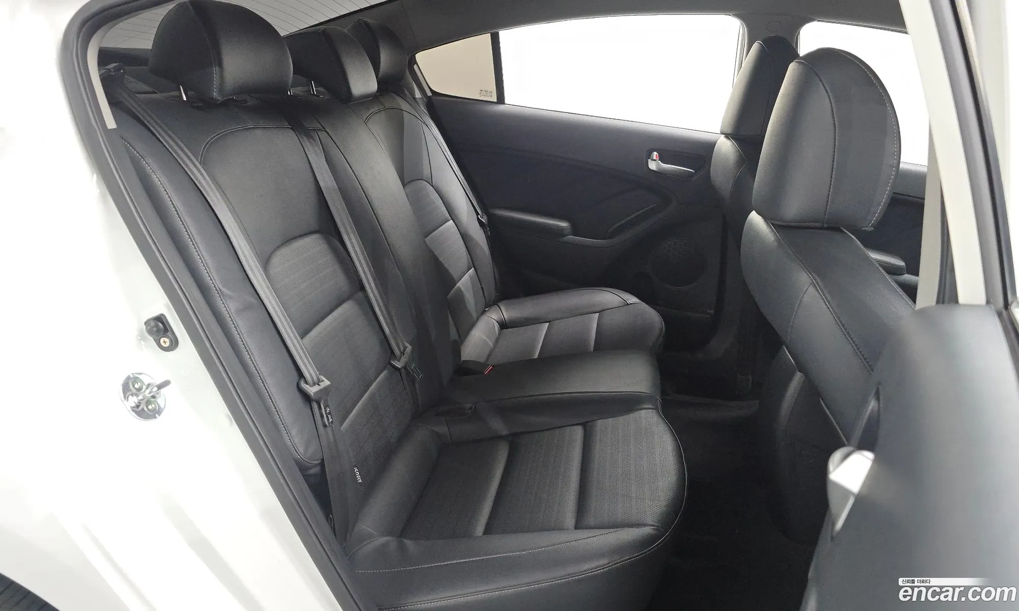 Kia K3 2016 KNAFK412BHA691876 — 10