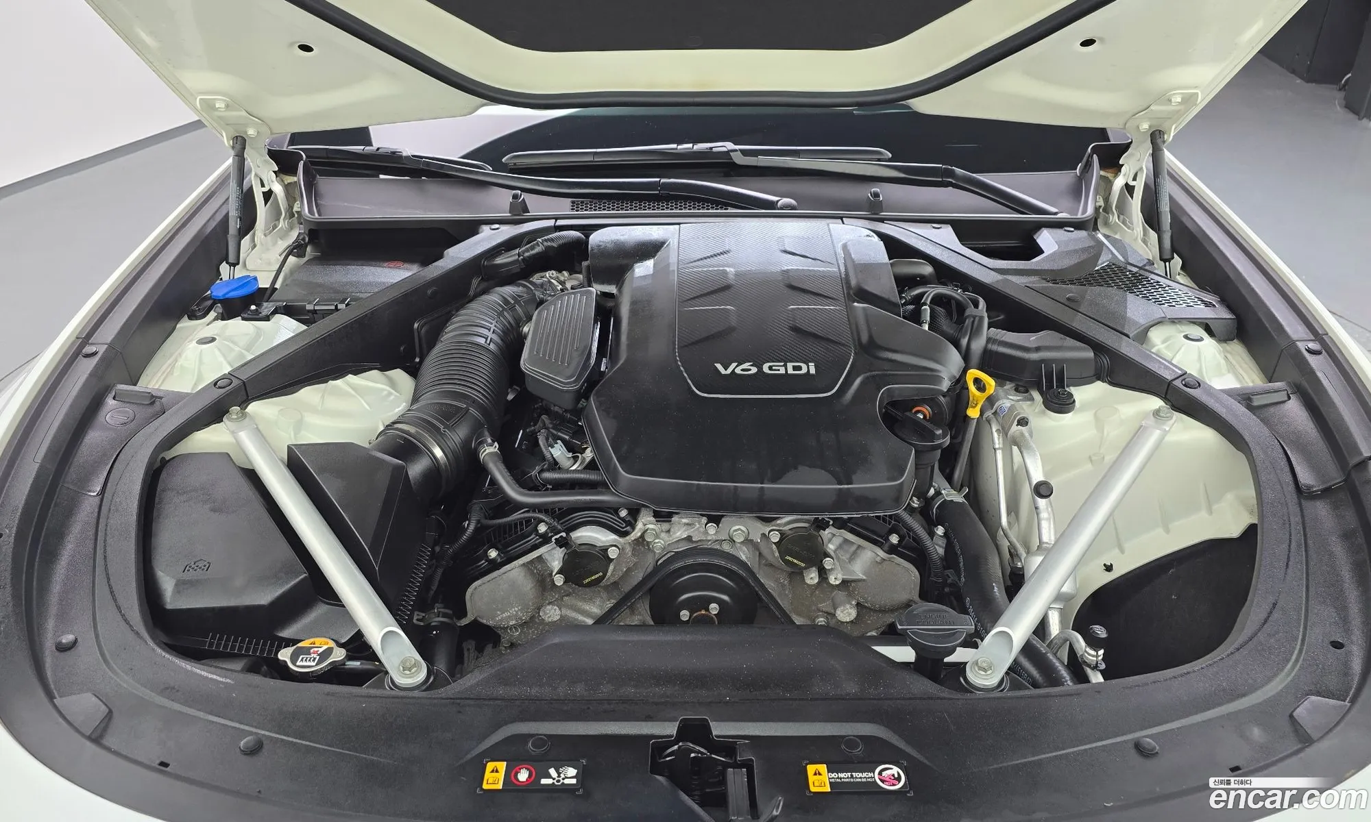 Kia K9 2022 KNAS3418DNS040352 — 28