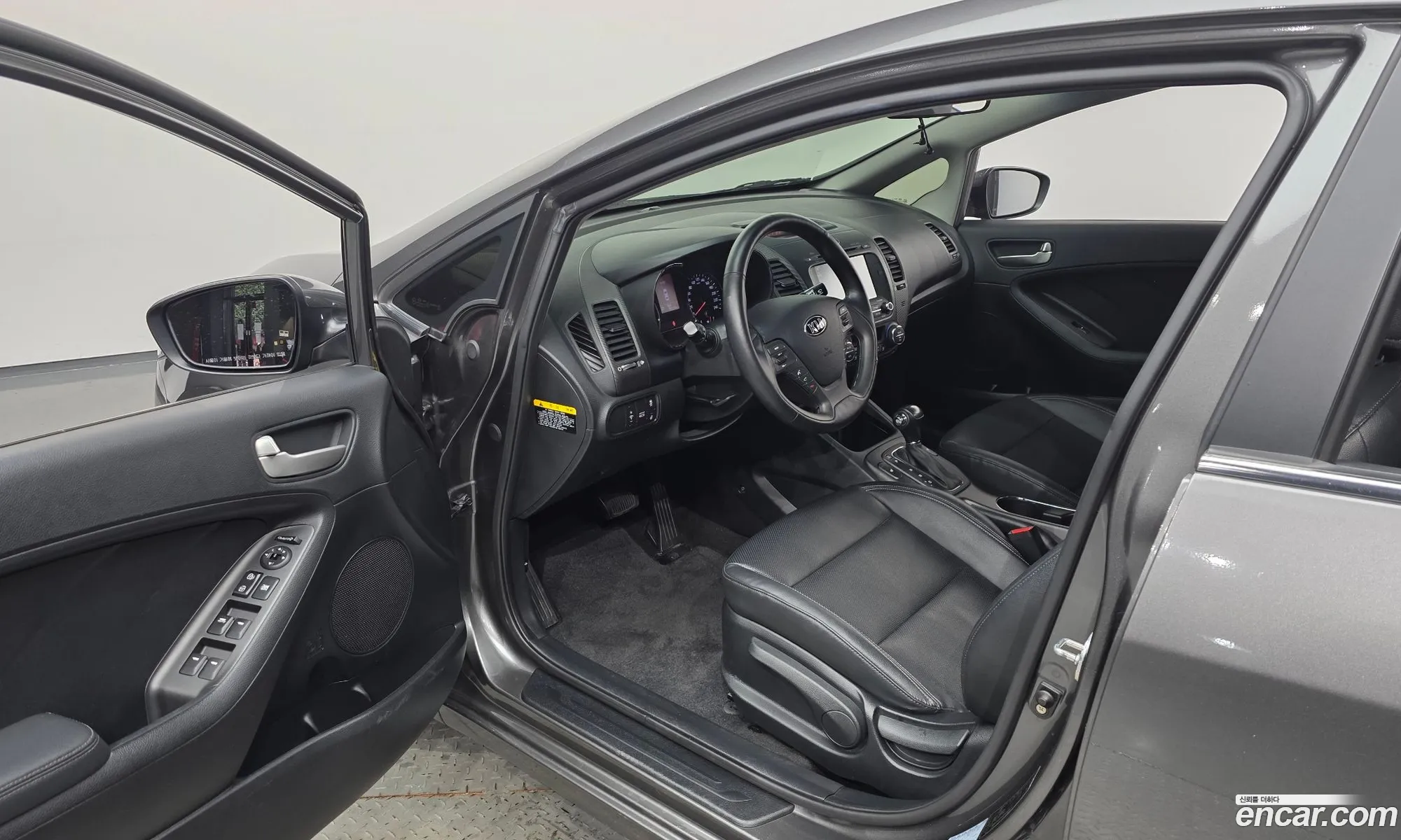 Kia K3 2013 KNAFK412BDA083923 — 7