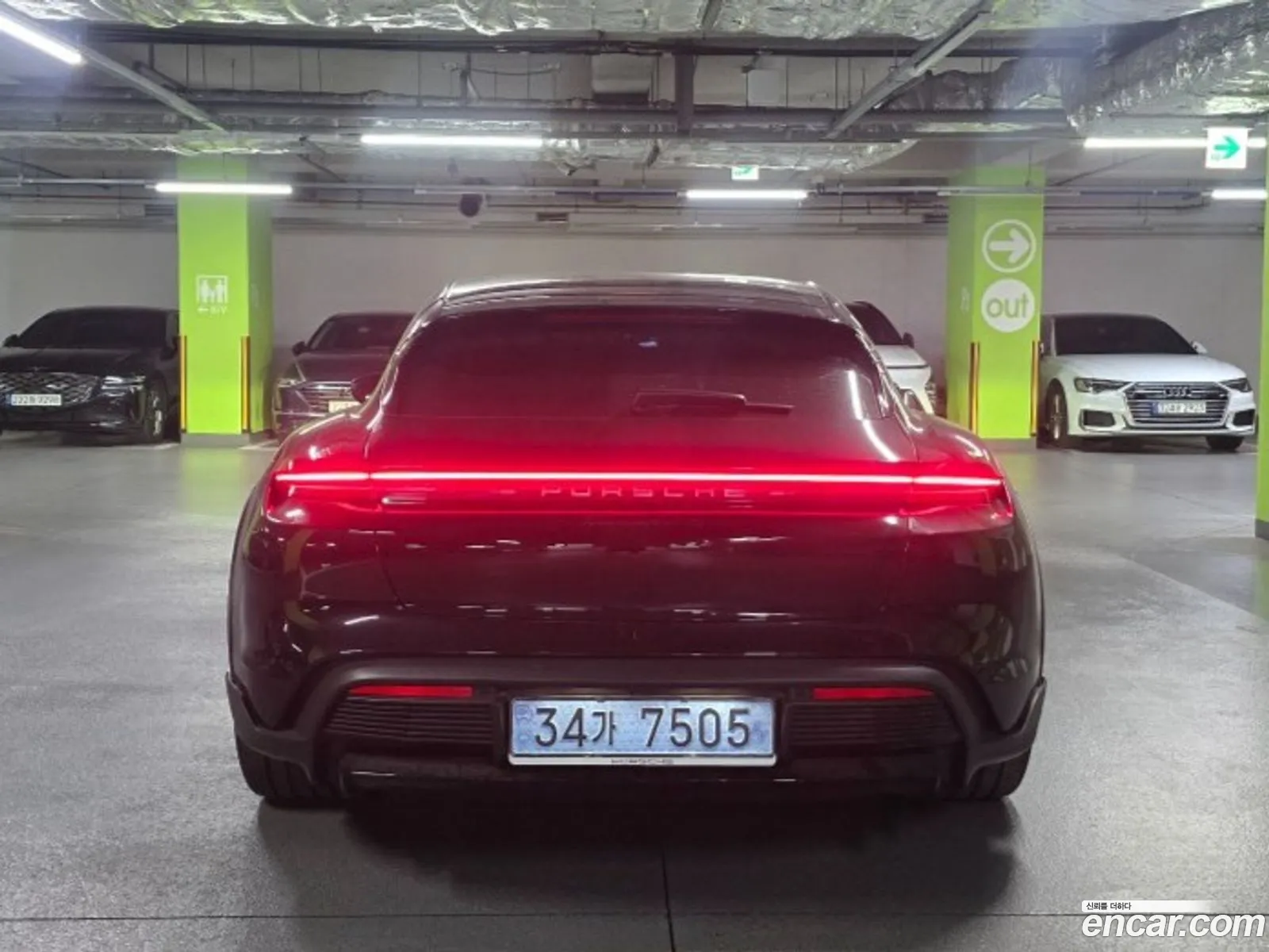 Porsche Taycan 2025 — 10