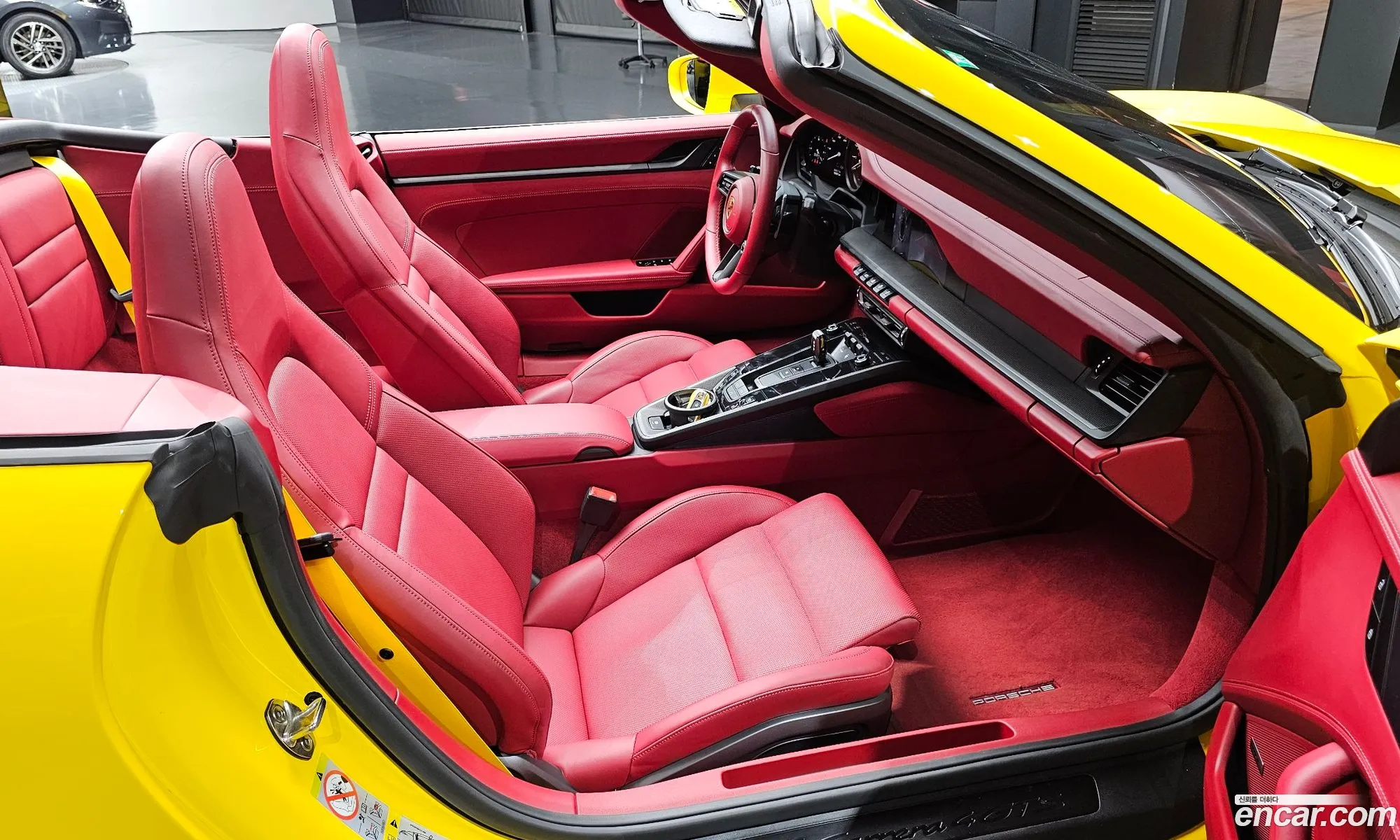 Porsche 911 2023 WP0CB2992PS227409 — 18