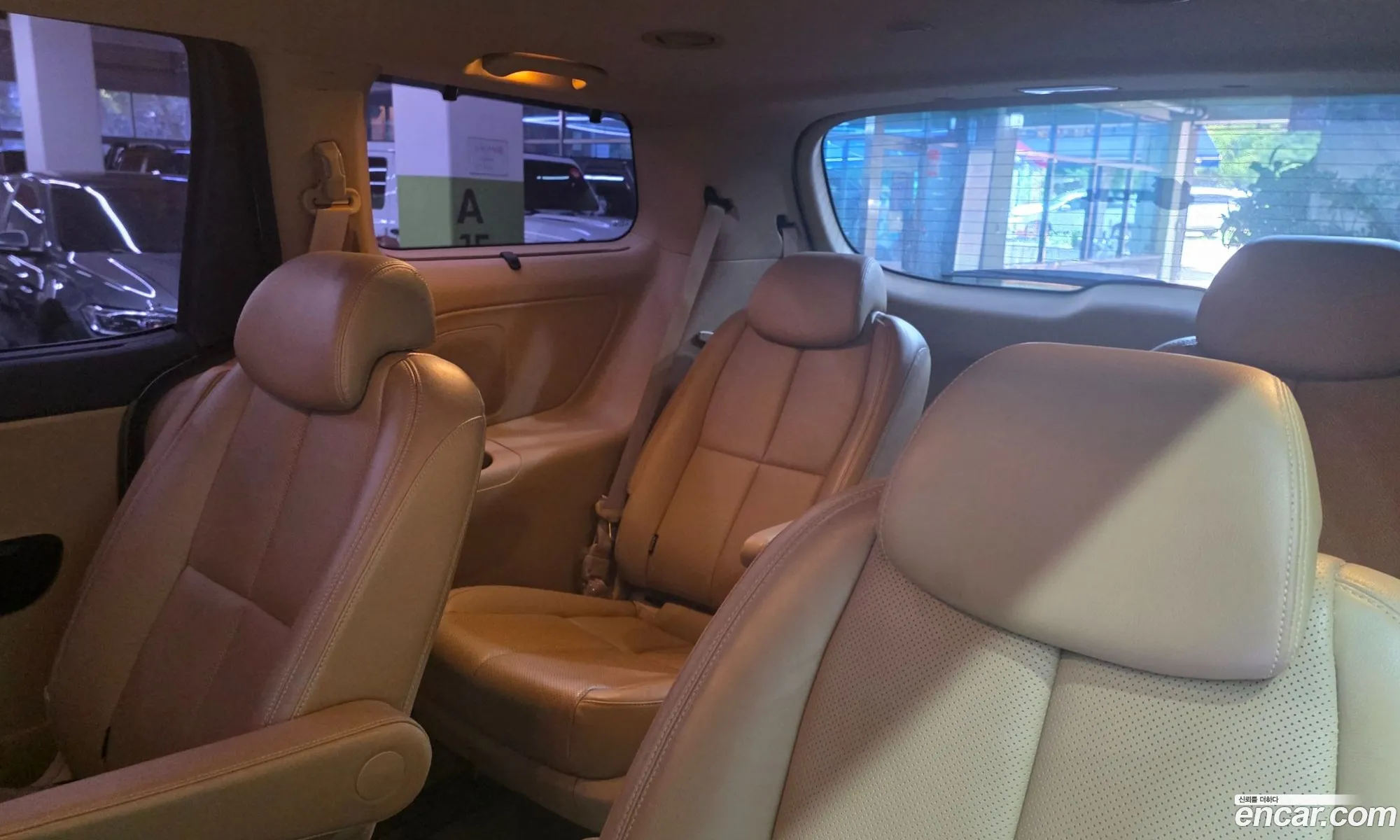 Kia Carnival 2016 — 17