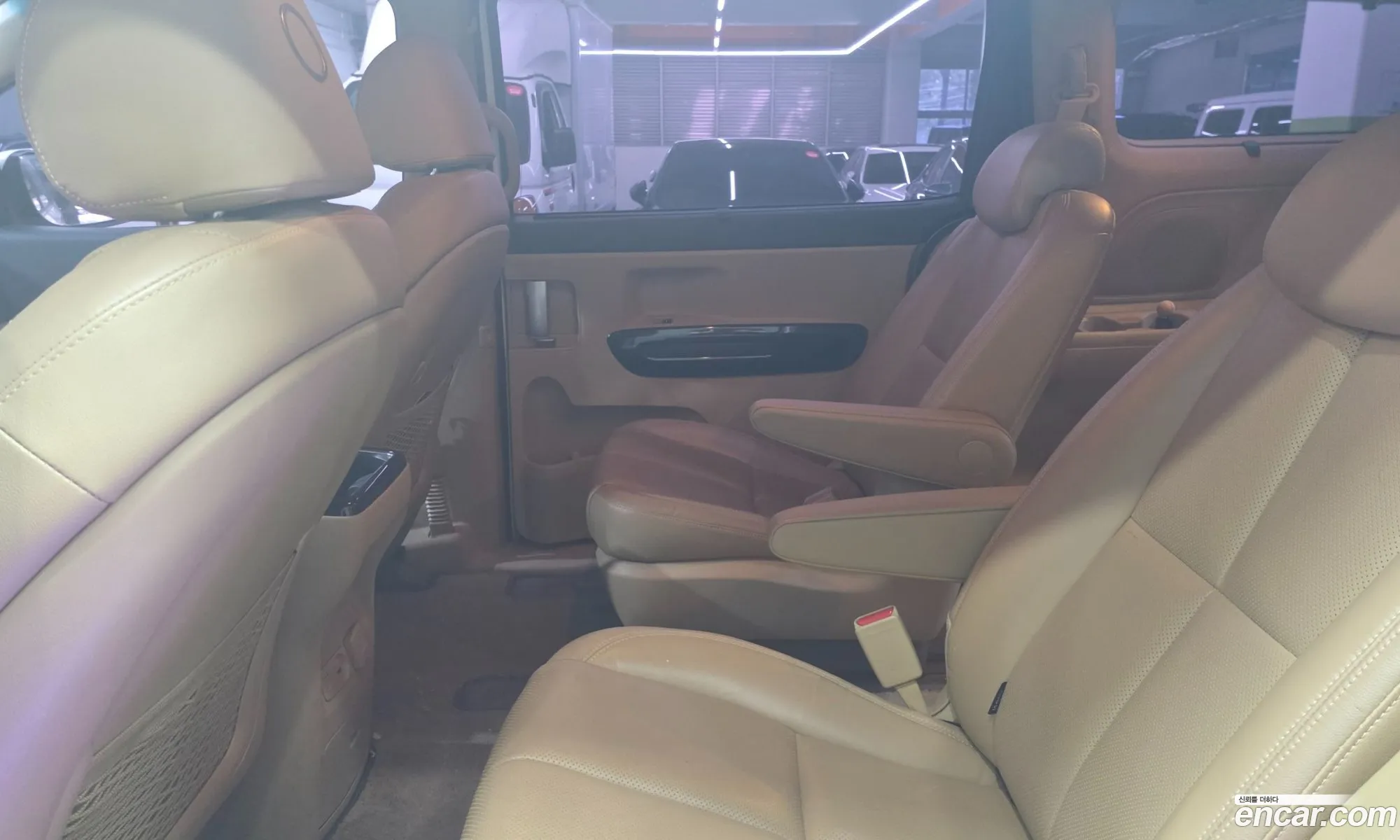 Kia Carnival 2016 — 3