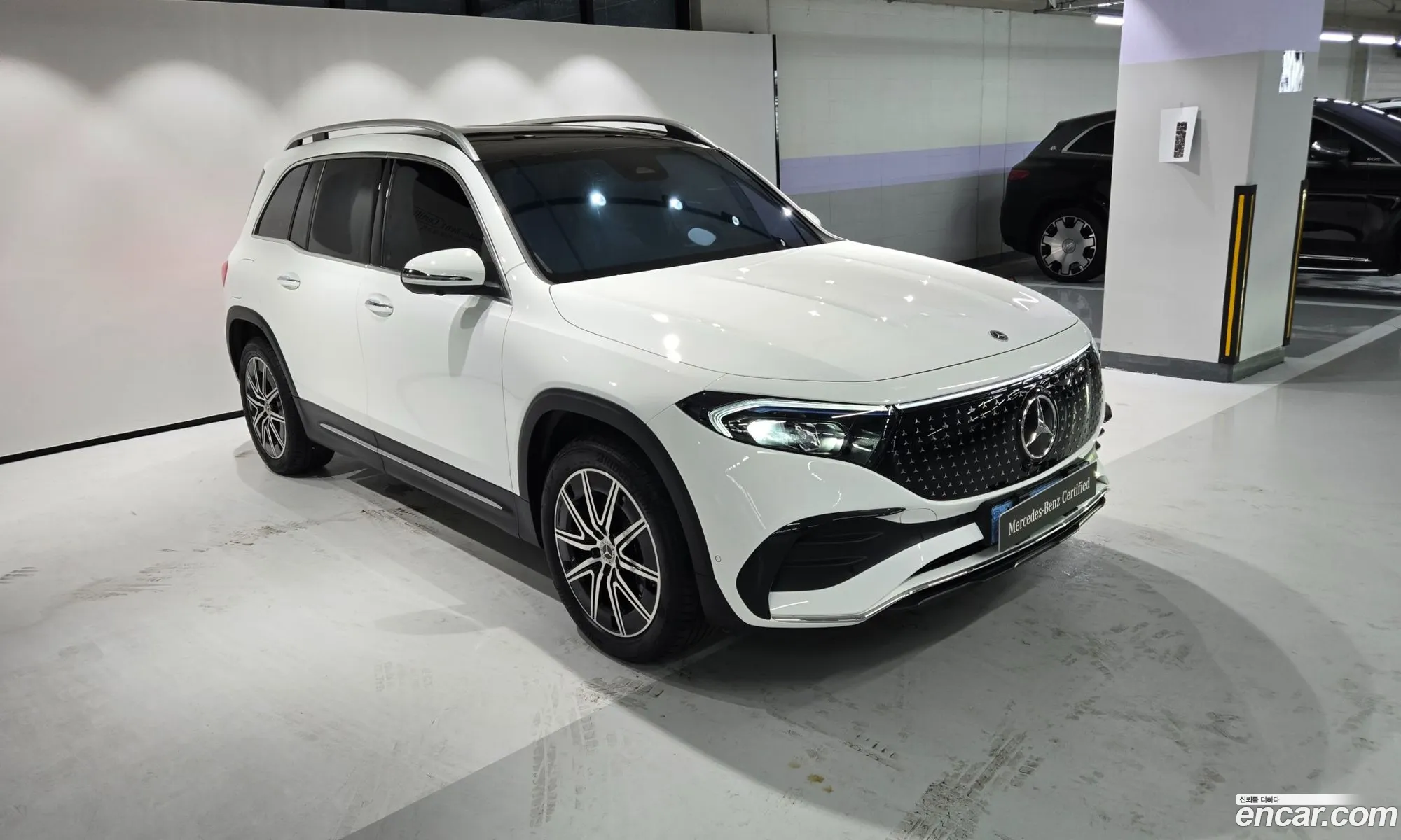 Mercedes-Benz EQB X243 2025 — 15