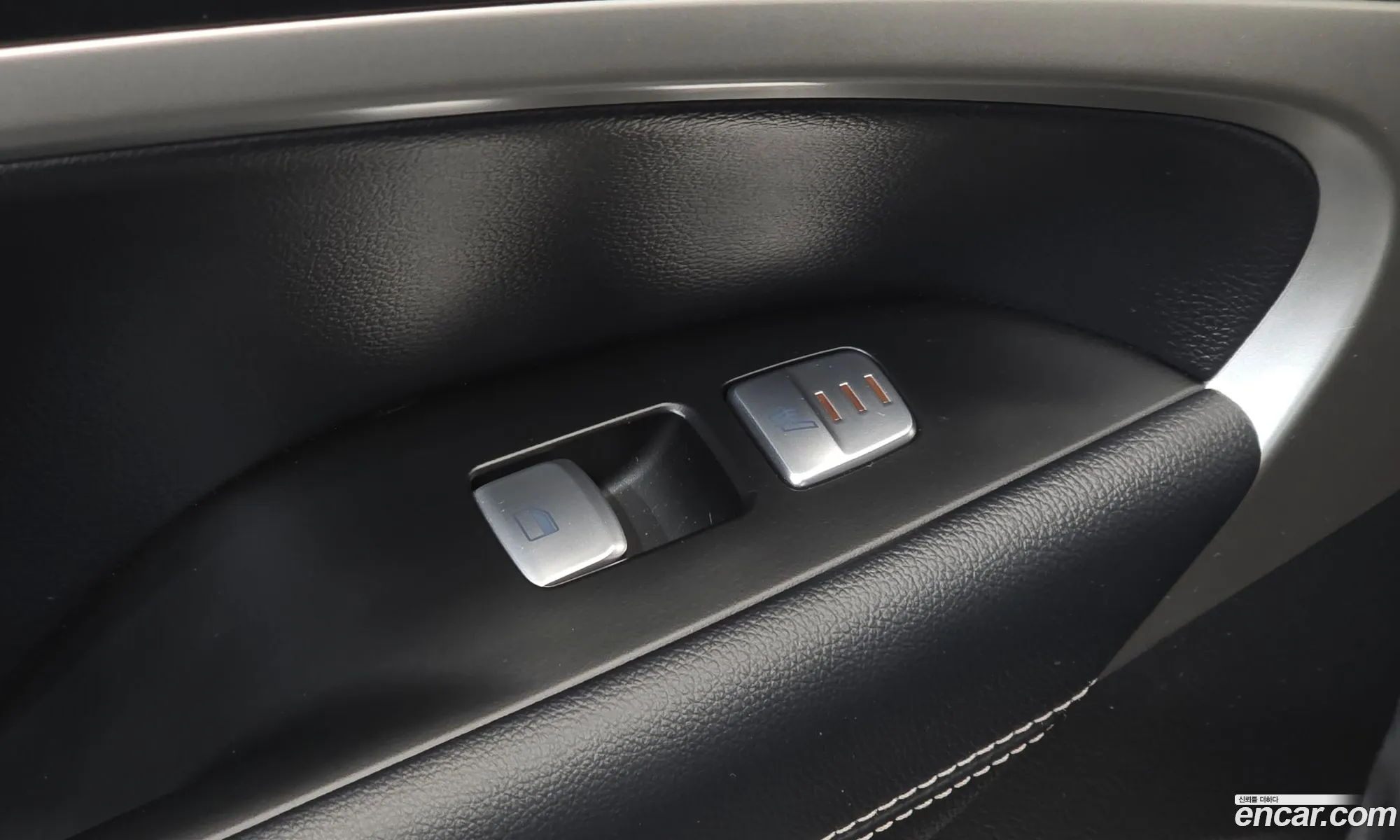 Genesis G70 2018 — 14